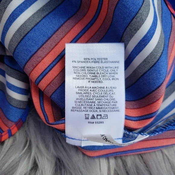 Express Striped Extended Shoulder V-neck Top M - Picture 5 of 6